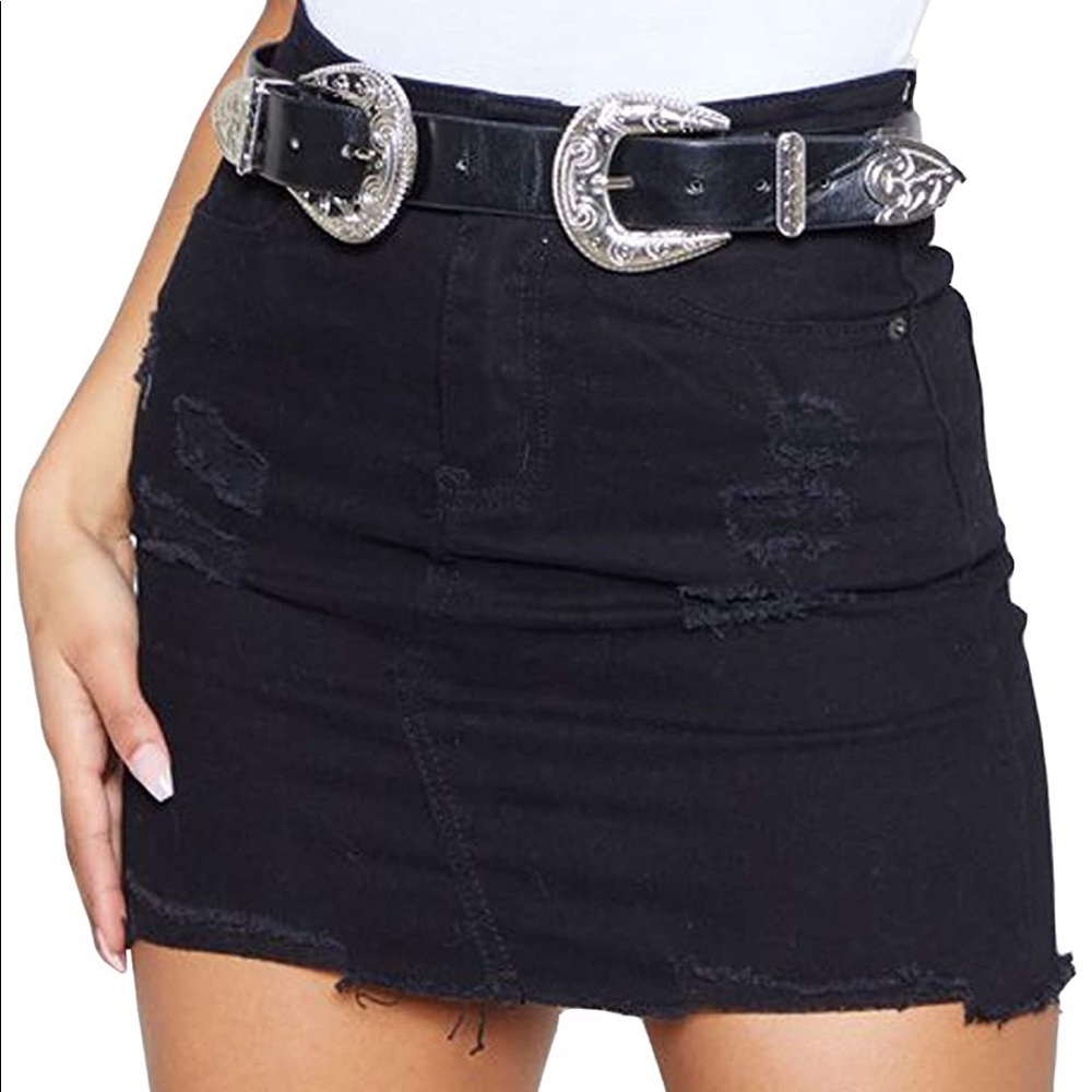 Black mini skirt